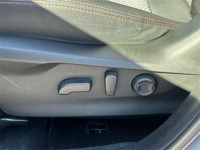 Photo of 2023 Ice Silver Metallic Subaru Forester