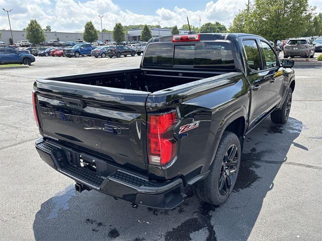 Photo of 2024 Black Chevrolet Colorado