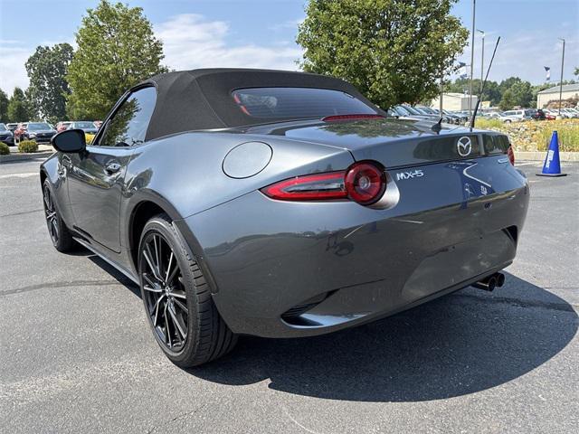 Photo of 2024 Machine Gray Metallic Mazda MX-5 Miata