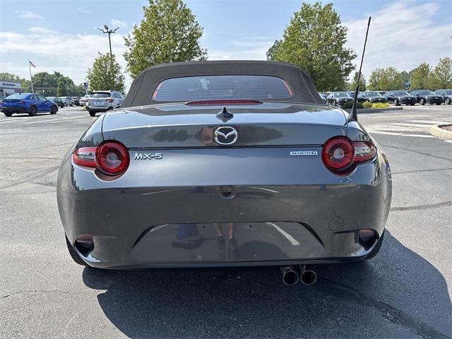 Photo of 2024 Machine Gray Metallic Mazda MX-5 Miata