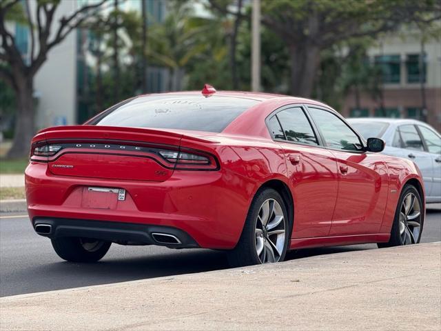Photo of 2016 Torred Clearcoat Dodge Charger