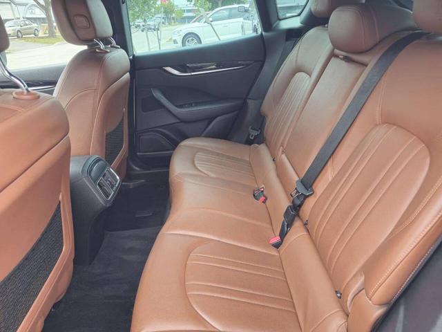 Photo of 2018 Bianco Maserati Levante