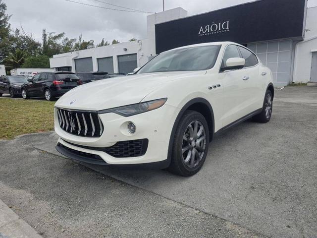 Photo of 2018 Bianco Maserati Levante