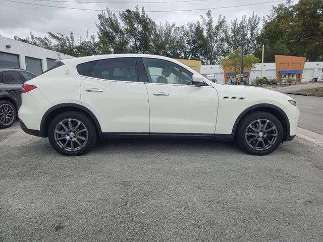 Photo of 2018 Bianco Maserati Levante