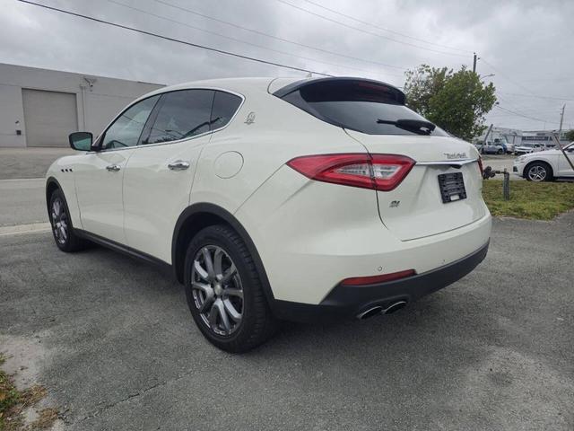 Photo of 2018 Bianco Maserati Levante
