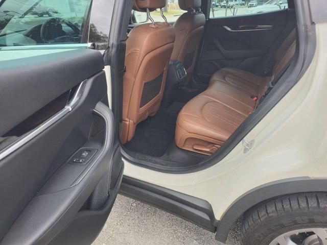 Photo of 2018 Bianco Maserati Levante