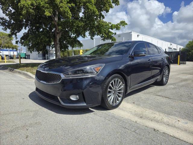 2017 Kia Cadenza