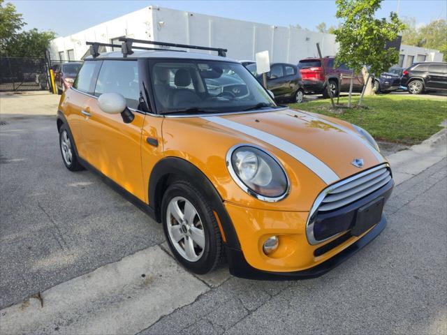 Photo of 2015 Volcanic Orange MINI Hardtop