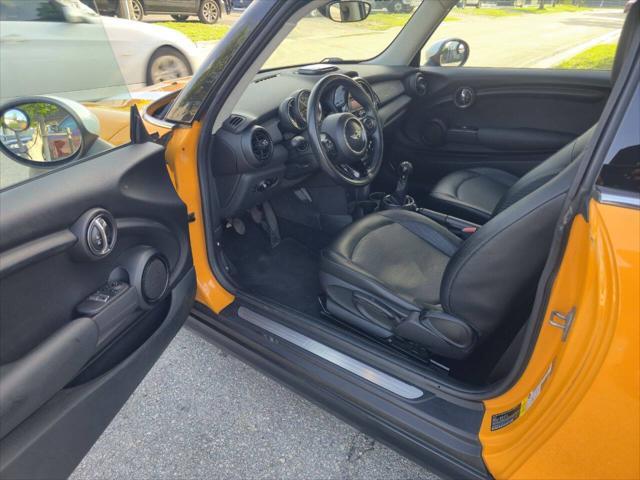 Photo of 2015 Volcanic Orange MINI Hardtop