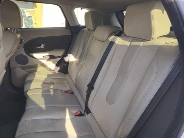 Photo of 2015 White Land Rover Range Rover Evoque