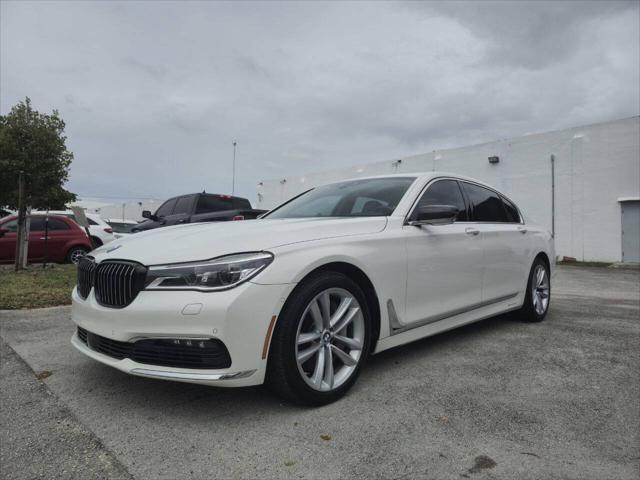 2017 BMW 750