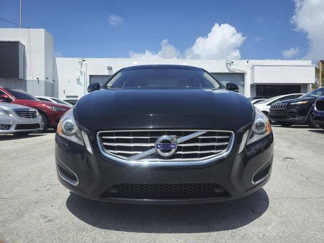 Photo of 2013 Black Volvo S60