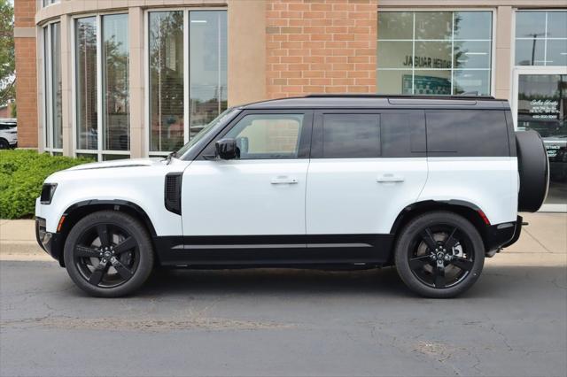 Photo of 2025 Fuji White Land Rover Defender