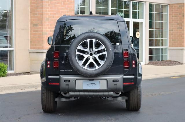 Photo of 2025 Santorini Black Metallic Land Rover Defender