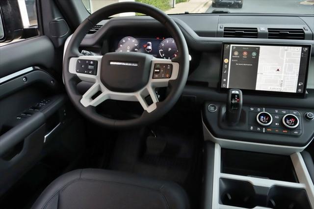 Photo of 2025 Santorini Black Metallic Land Rover Defender