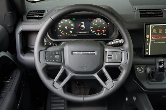 Photo of 2025 Fuji White Land Rover Defender