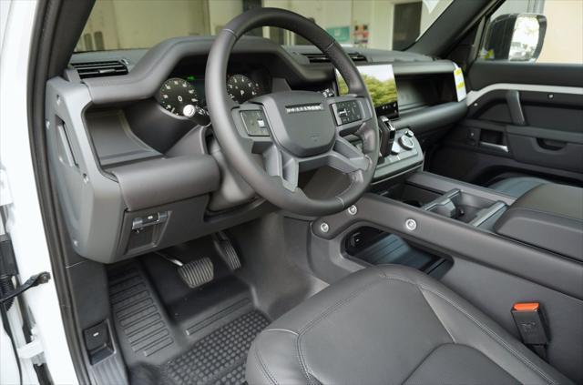 Photo of 2025 Fuji White Land Rover Defender