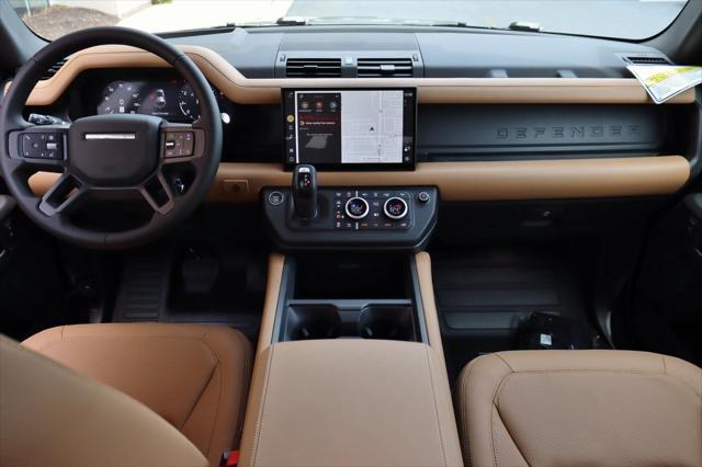 Photo of 2025 Santorini Land Rover Defender