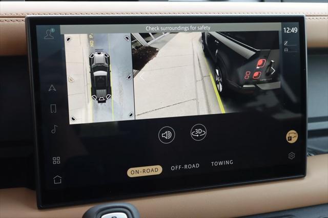 Photo of 2025 Santorini Land Rover Defender