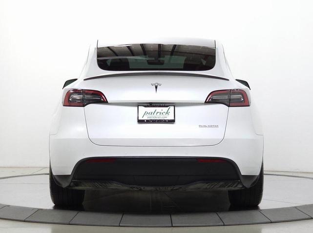 Photo of 2023 Pearl White Multi-Coat Tesla Model Y