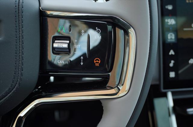 Photo of 2026 Giola Green Metallic Land Rover Range Rover Velar