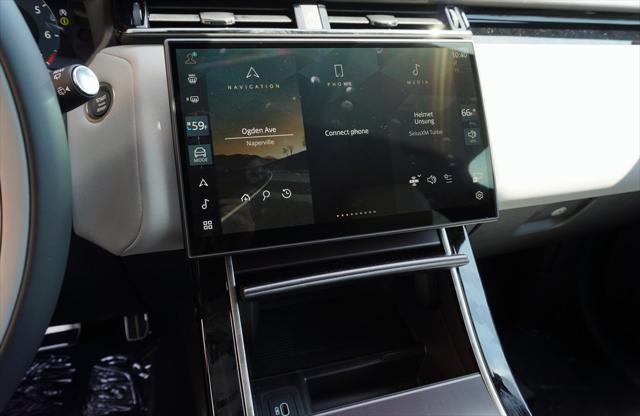 Photo of 2026 Giola Green Metallic Land Rover Range Rover Velar