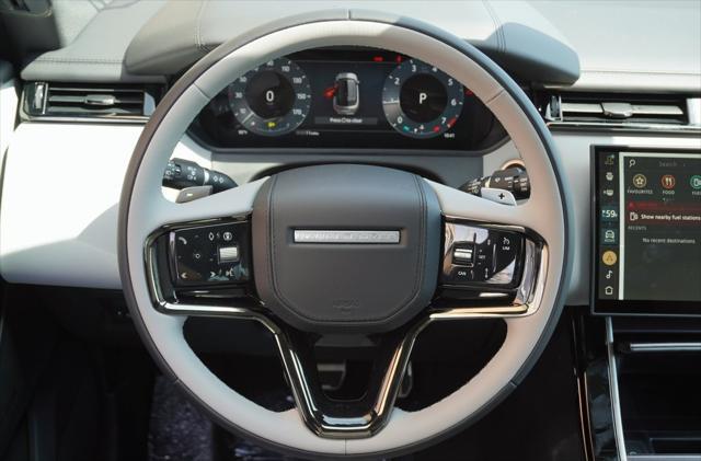Photo of 2026 Giola Green Metallic Land Rover Range Rover Velar