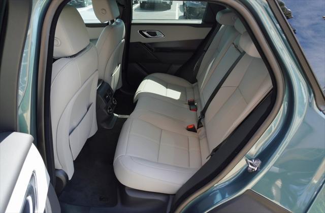 Photo of 2026 Giola Green Metallic Land Rover Range Rover Velar