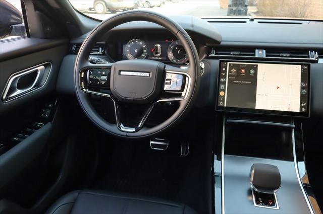 Photo of 2026 Carpathian Grey Premium Metallic Land Rover Range Rover Velar
