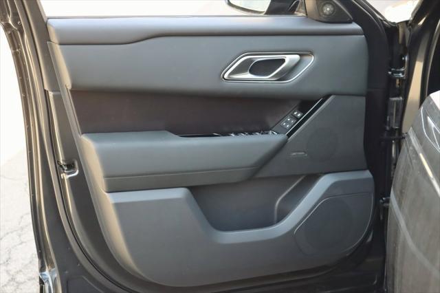 Photo of 2026 Carpathian Grey Premium Metallic Land Rover Range Rover Velar