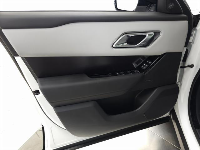 Photo of 2026 Fuji White Land Rover Range Rover Velar