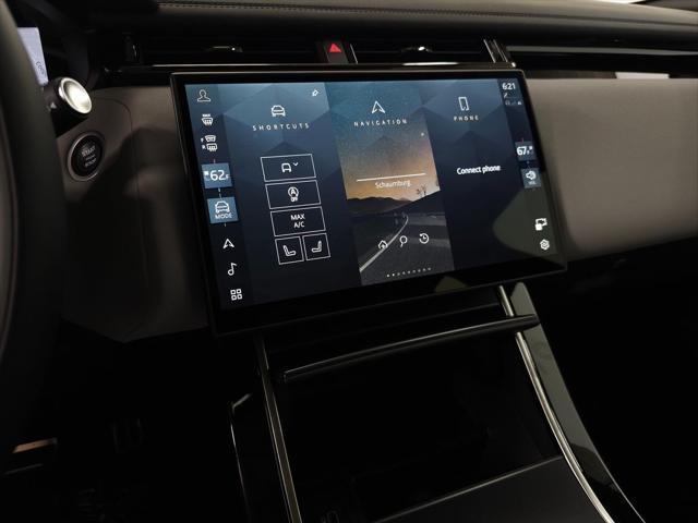 Photo of 2026 Fuji White Land Rover Range Rover Velar