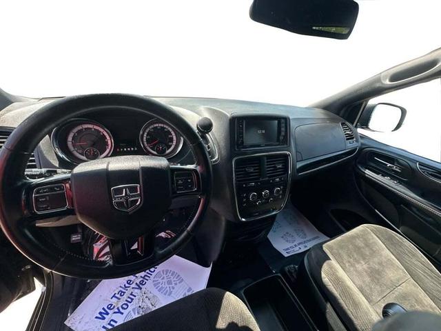 Photo of 2019 Black Onyx Dodge Grand Caravan