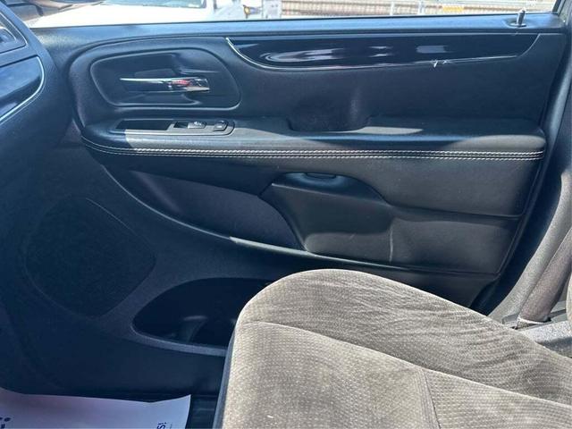 Photo of 2019 Black Onyx Dodge Grand Caravan
