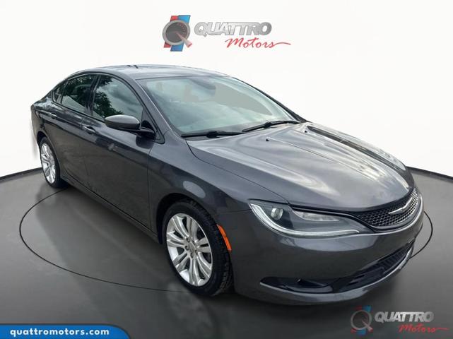 Photo of 2016 Granite Crystal Clearcoat Metallic Chrysler 200