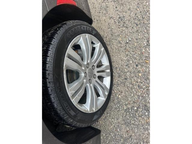 Photo of 2016 Granite Crystal Clearcoat Metallic Chrysler 200