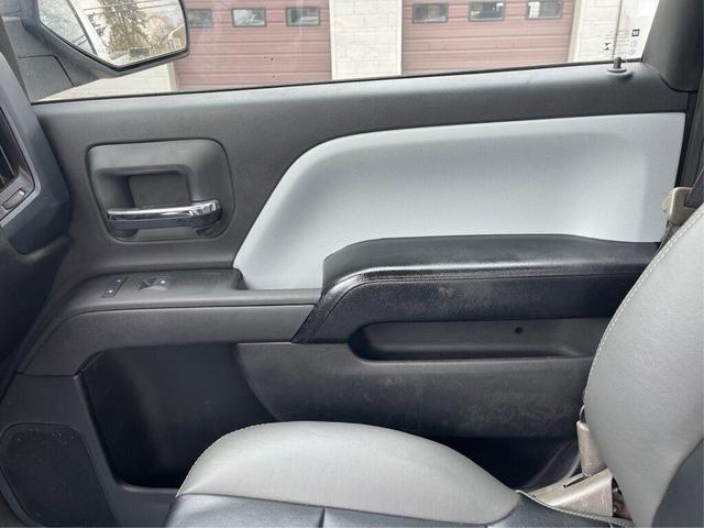 Photo of 2017 Summit White GMC Sierra 1500