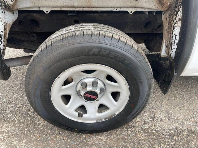 Photo of 2017 Summit White GMC Sierra 1500