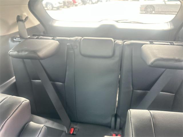 Photo of 2025 Magnetic Gray Metallic Toyota Highlander Hybrid
