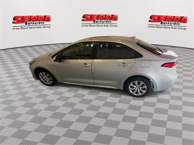 Photo of 2025 Classic Silver Metallic Toyota Corolla Hybrid