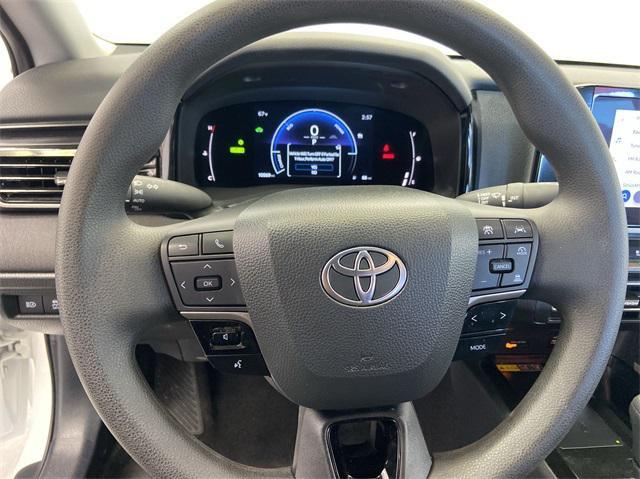 Photo of 2025 Ice Cap Toyota Camry