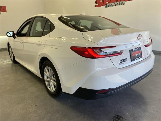 Photo of 2025 Ice Cap Toyota Camry