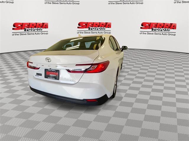 Photo of 2025 Ice Cap Toyota Camry
