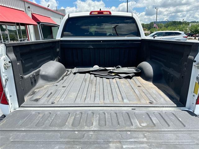 Photo of 2020 Super White Toyota Tundra