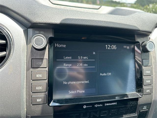 Photo of 2020 Super White Toyota Tundra