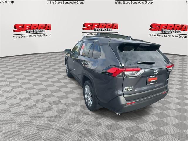 Photo of 2025 Magnetic Gray Metallic Toyota RAV4