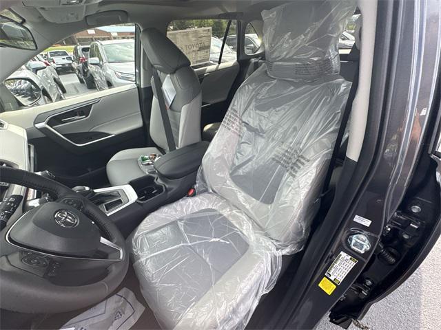 Photo of 2025 Magnetic Gray Metallic Toyota RAV4