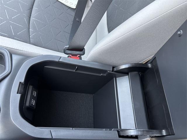 Photo of 2025 Ice Cap Toyota RAV4