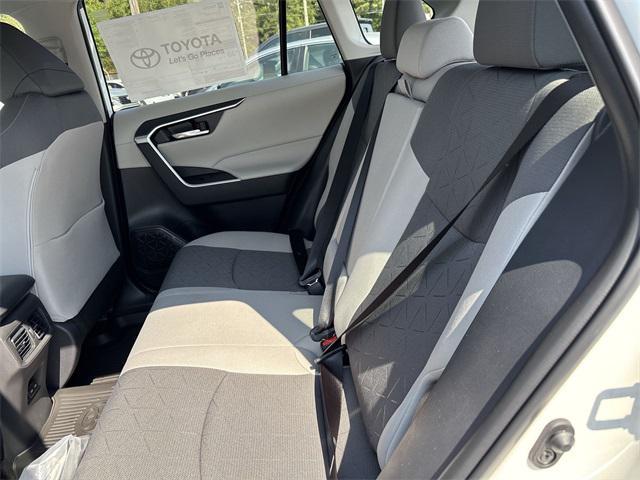 Photo of 2025 Ice Cap Toyota RAV4