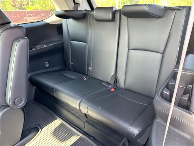 Photo of 2024 Midnight Black Metallic Toyota Grand Highlander